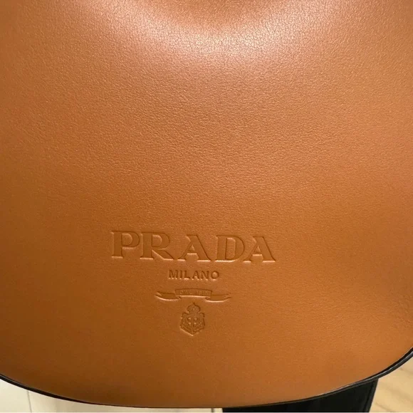 PRADA Leather Brown Shoulder Handbag with Braided Strap - Picture 5 of 16